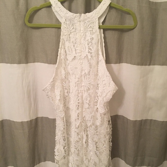 White Lace Floral Sleeveless Dress - Picture 2 of 3